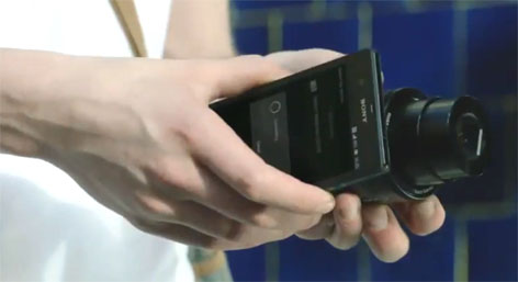 Sony QX100 e QX10, smartphone con ottica